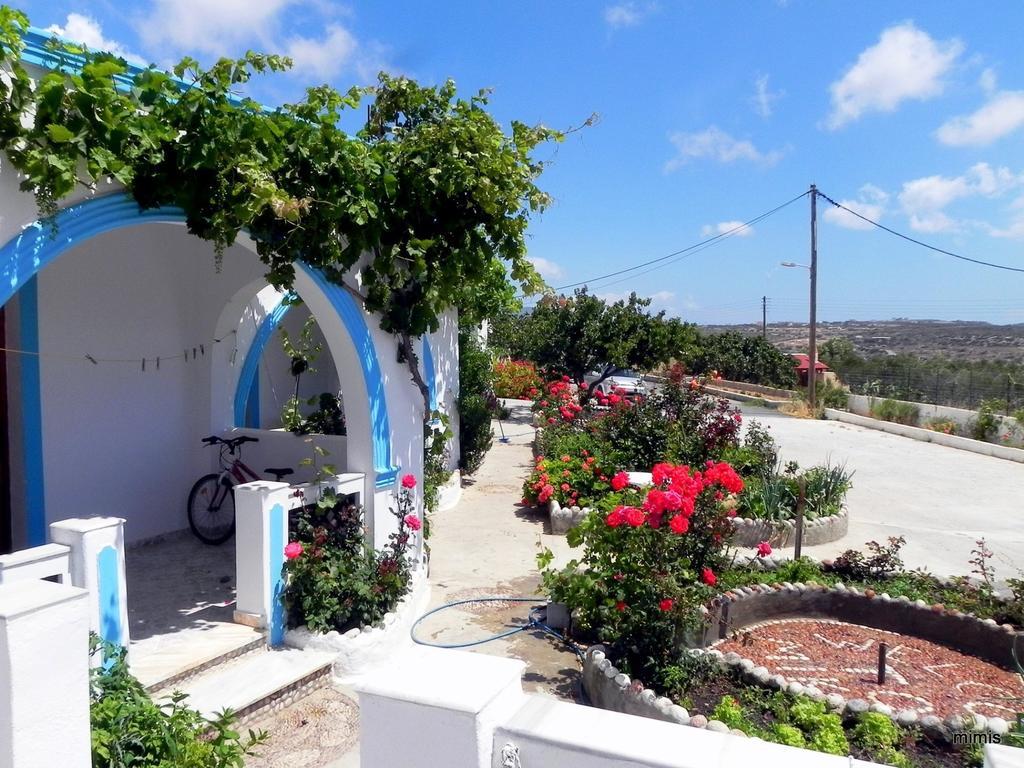 Mihalis Studios Lakki  Δωμάτιο φωτογραφία