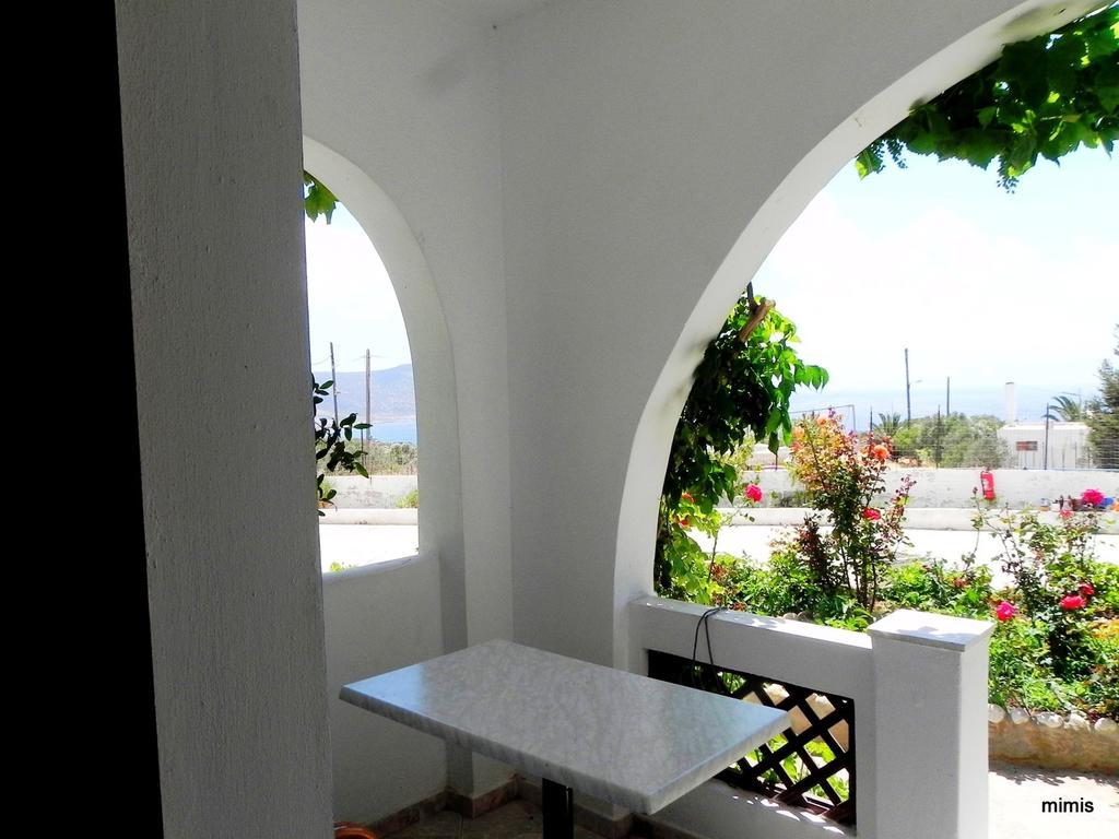 Mihalis Studios Lakki  Δωμάτιο φωτογραφία