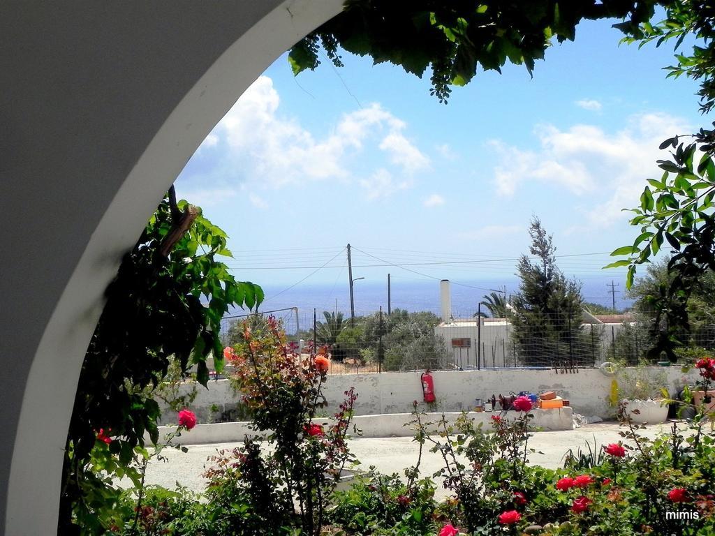 Mihalis Studios Lakki  Δωμάτιο φωτογραφία